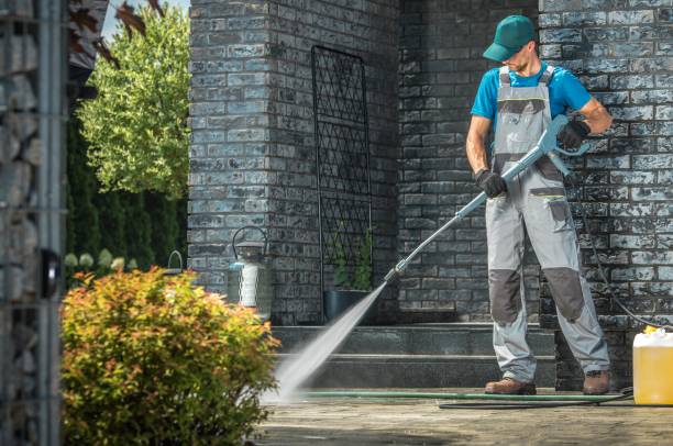 Professional Pressure Washing Services in Detroit, MI